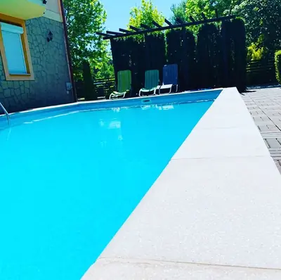 Móricz Apartmanok Siófok – épület és udvar, 7. kép